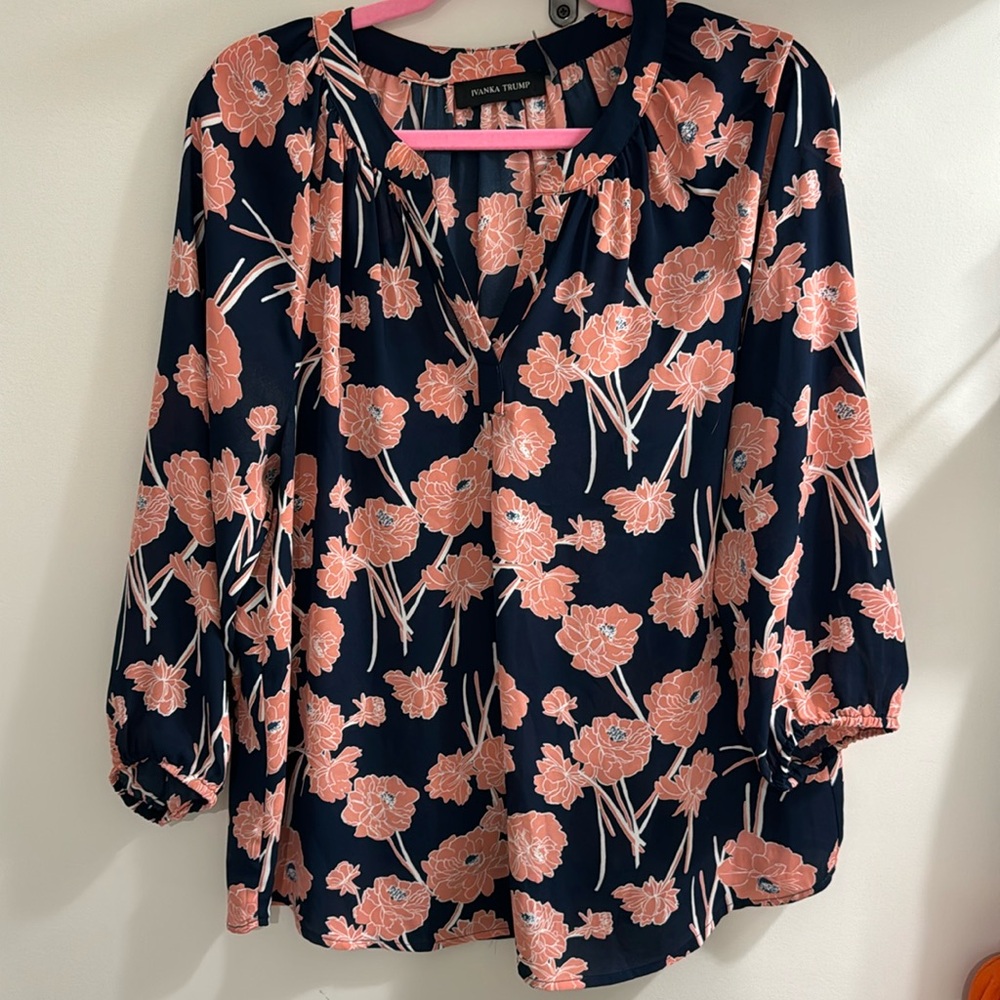 Ivanka Trump floral blouse size M